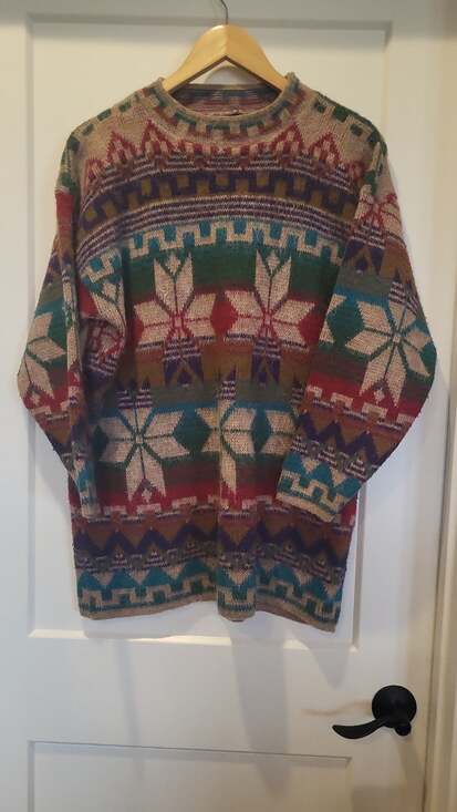 Needles & Yarn Sweaters - Vintage Needles & Yarn Aztec Southwestern Geometric Snowflake Soft Knit Sweater